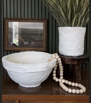 Coupelle en papier mâché blanche