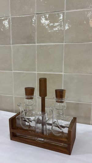 Set en acacia et verre