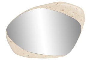 Alternative view of Miroir Ciment